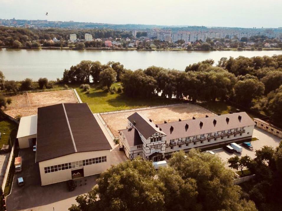 Hotel Tamerlan Khmelʼnytsʼkyy